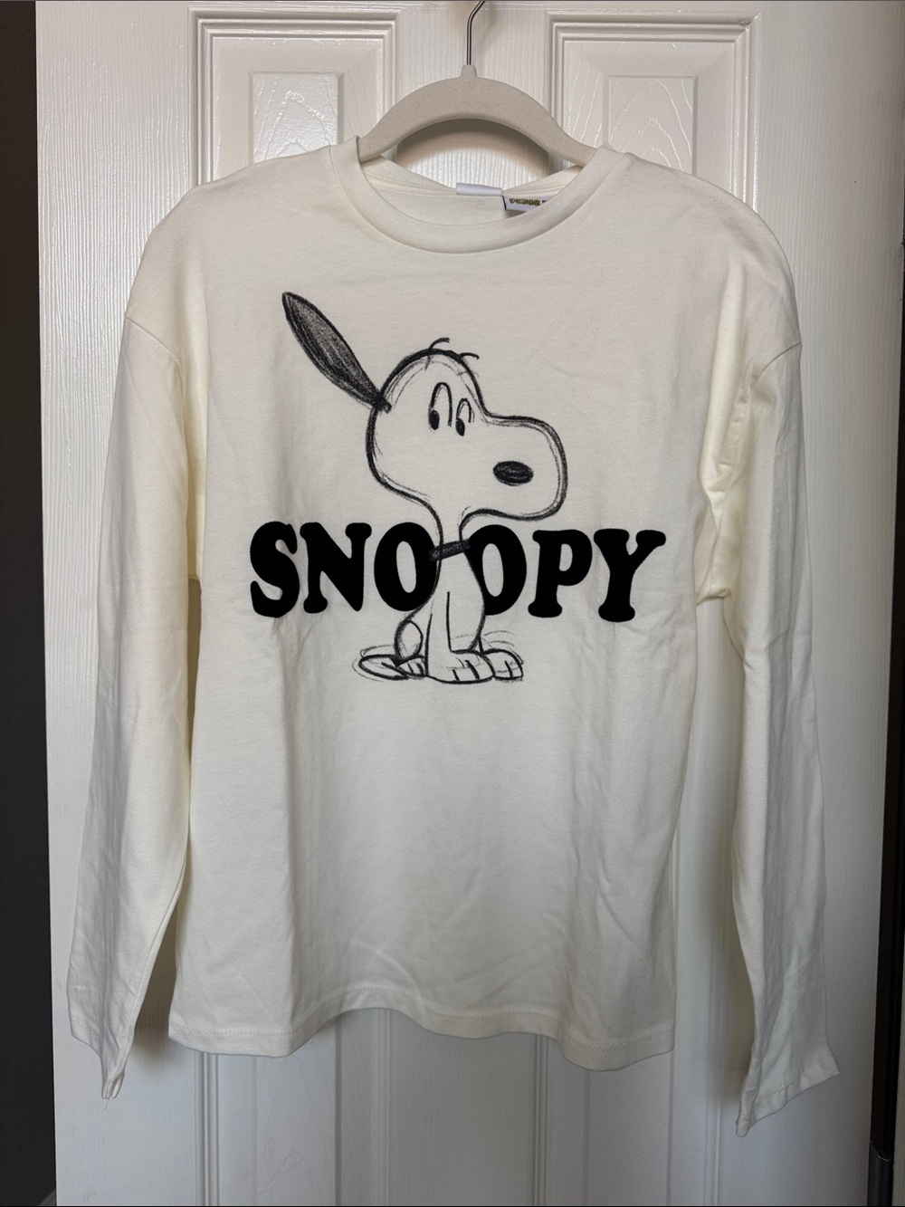 Zara Girls Snoopy Long-Sleeve Graphic Tee - Cream. Size 11 - 12. NWT